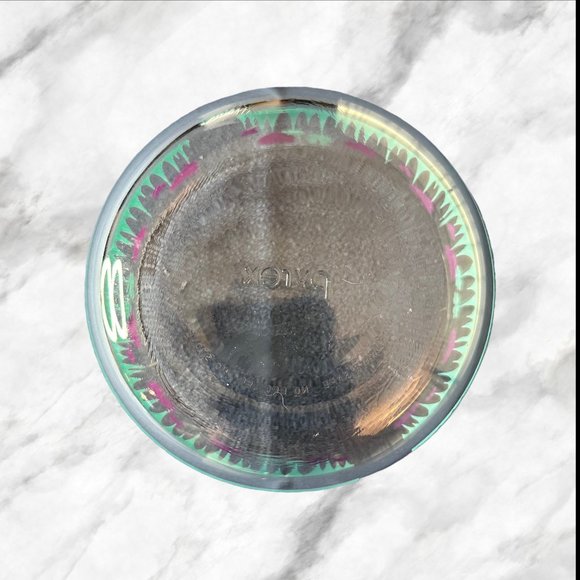 Pyrex Purple Heart Lucky in Love 56 fl oz (4 cups) without Lid - Picture 3 of 8